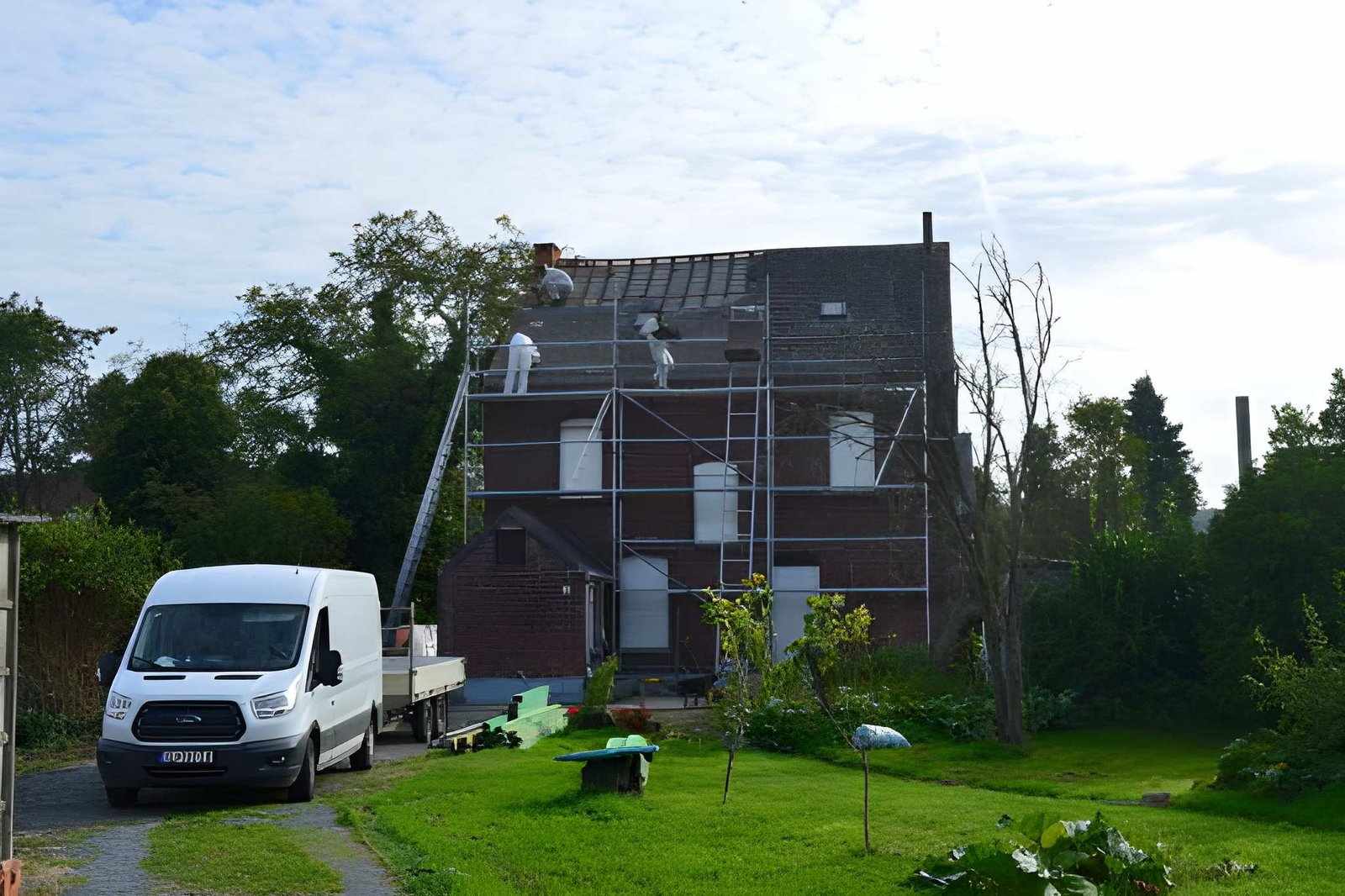 Asbestos removal services