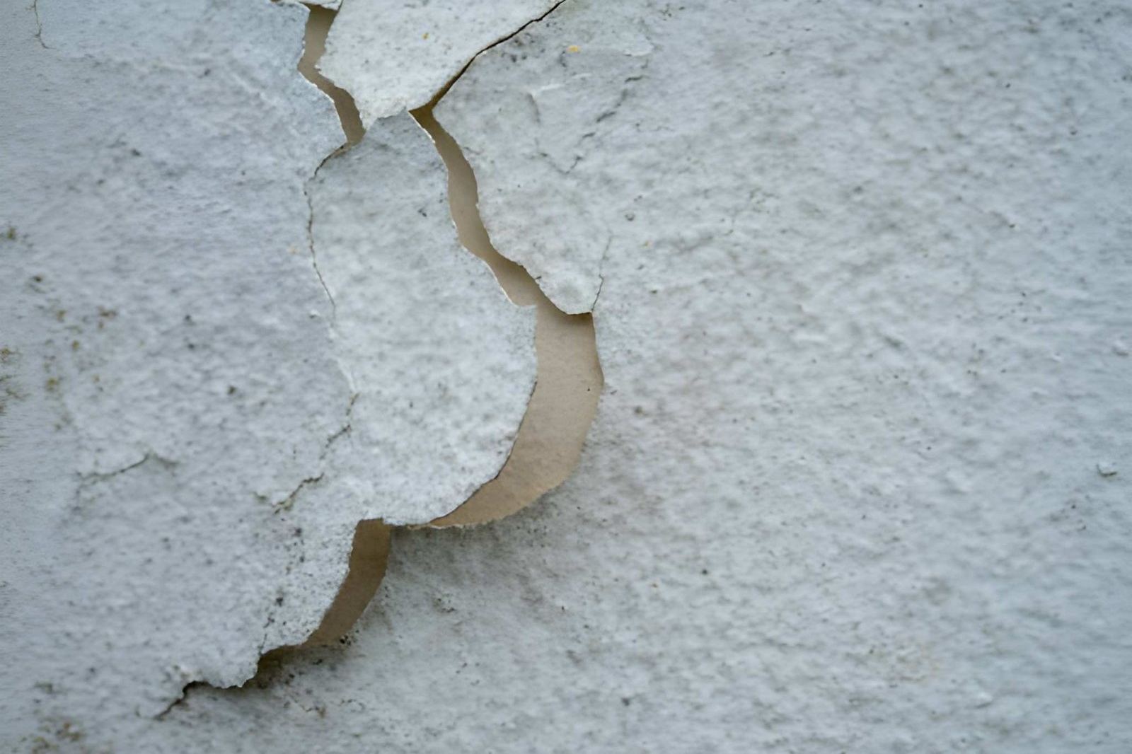 Lead paint friction surface removal in Medford